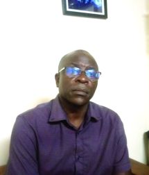 Martin Ambara, auteur-dramaturge. Martin Ambara, auteur-dramaturge.