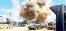 Libya : Warring Factions Clash