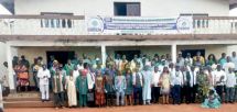 Centre: Les voies du développement local