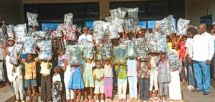 Est: Des kits scolaires pour des enfants démunis