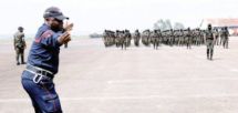 Défilé militaire: Les pas d’ajustement