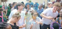 Bangoua : de jeunes Allemands en « initiation »