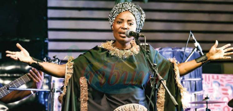 Spectacle : Cécile Eke en toute authenticité Spectacle : Cécile Eke en toute authenticité