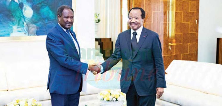 La satisfaction de l’organisation internationale a été transmise hier après-midi au Palais de l’Unité par le nouveau représentant spécial du secrétaire général des Nations unies, Abdou Abarry, reçu par le président Paul Biya. La satisfaction de l’organisation internationale a été transmise hier après-midi au Palais de l’Unité par le nouveau représentant spécial du secrétaire général des Nations unies, Abdou Abarry, reçu par le président Paul Biya.