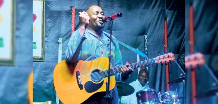 Spectacle: Ekoe-Mezick dépoussière des standards