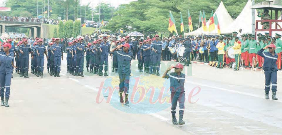 Douala : une grande parade dans la symbiose