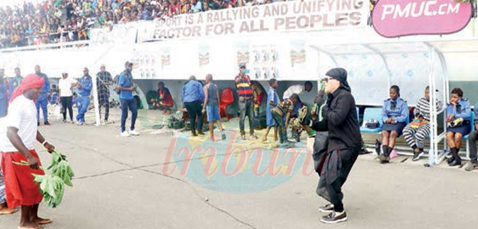 The Molyko Omnisports Stadium was full of race fans with heightened animation.