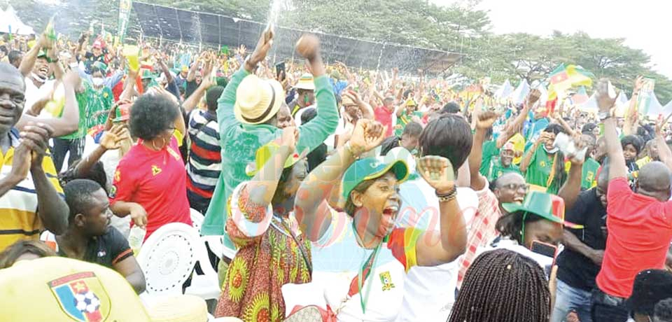 Hôtel de ville de Yaoundé : ambiance électrique