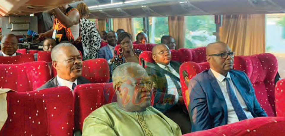 Université de Bertoua : un bus pour améliorer les déplacements