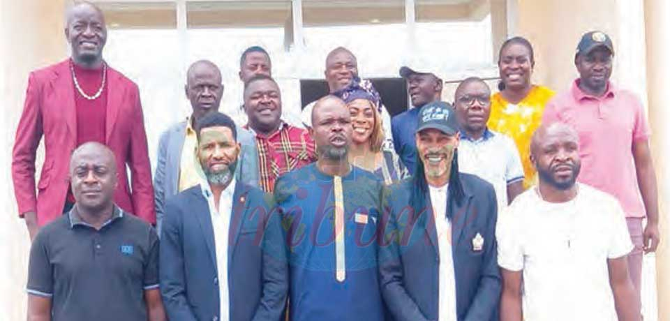 Rigobert Song Bahanag et les sélectionneurs des équipes seniors et juniors masculines et féminines se sont retrouvés hier à Yaoundé pour discuter de leur collaboration technique.
