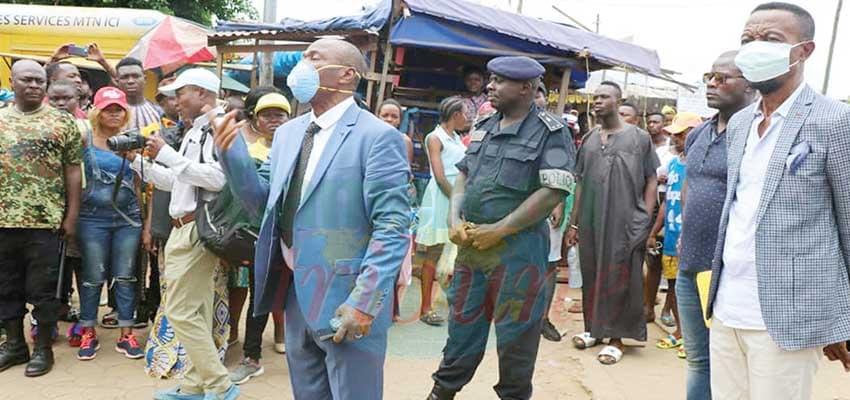 Kribi : le maire ferme les commerces des contrevenants Kribi : le maire ferme les commerces des contrevenants