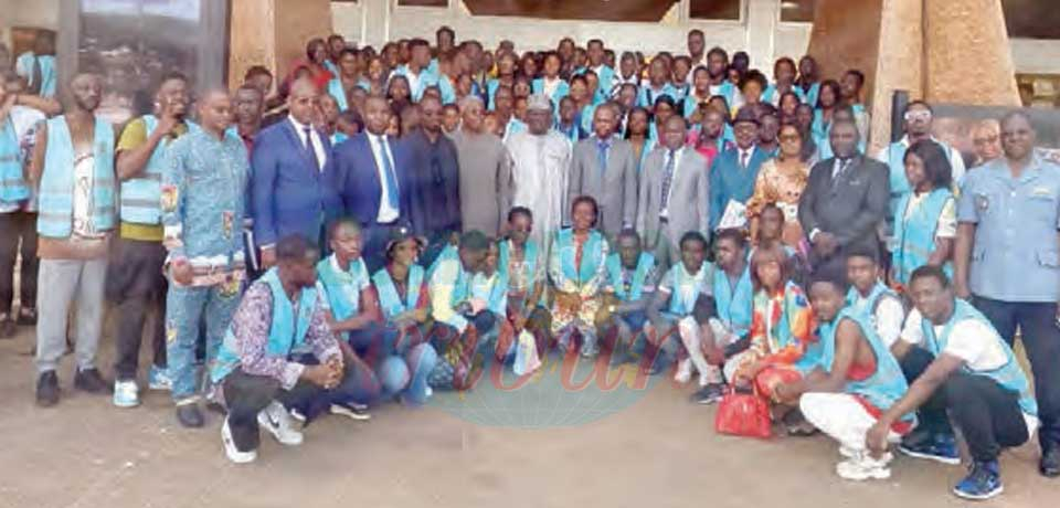 Communauté urbaine de Yaoundé : fin de stage pour 200 jeunes Communauté urbaine de Yaoundé : fin de stage pour 200 jeunes