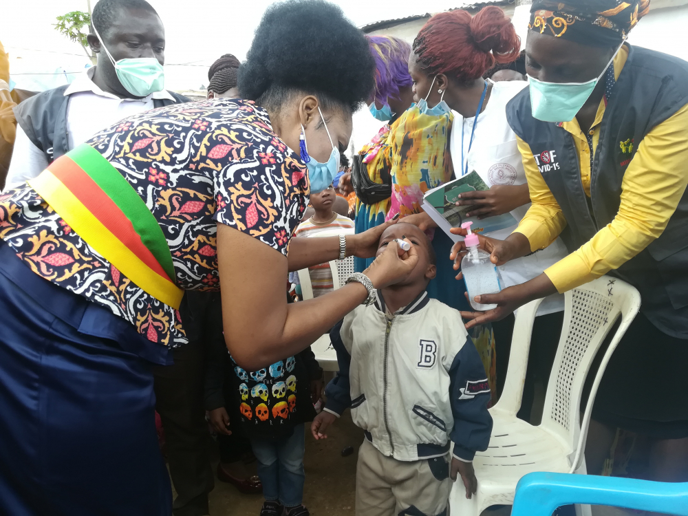 Polio Vaccination : Explaining Recurrent Low Risk Perception, Parental Refusal Polio Vaccination : Explaining Recurrent Low Risk Perception, Parental Refusal