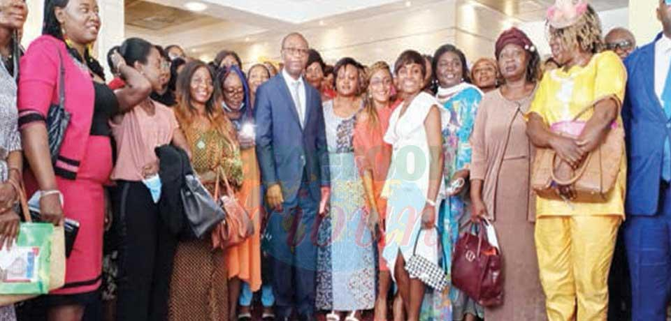 Entrepreneuriat : l’apport des femmes Entrepreneuriat : l’apport des femmes