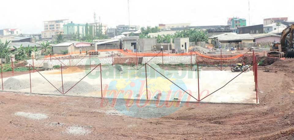 Les travaux du parc de Mbanya avancent. Les travaux du parc de Mbanya avancent.
