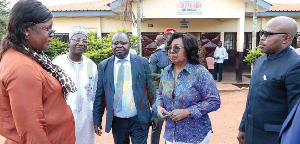 Entrée en 6e : Nalova Lyonga Satisfied With Exams Conduct