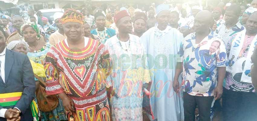 Misaje : Crowd Celebrates New Deal Prosperity Projects