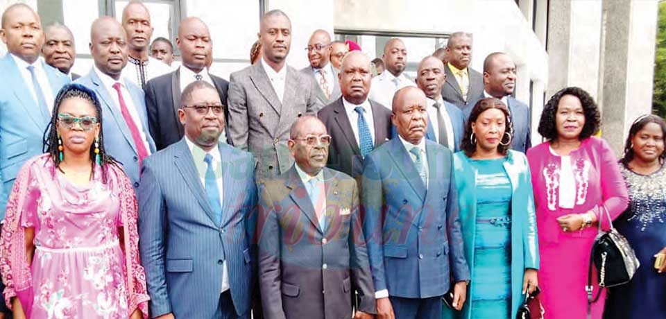 L’Université d’Ebolowa veut prendre définitivement son envol. L’Université d’Ebolowa veut prendre définitivement son envol.