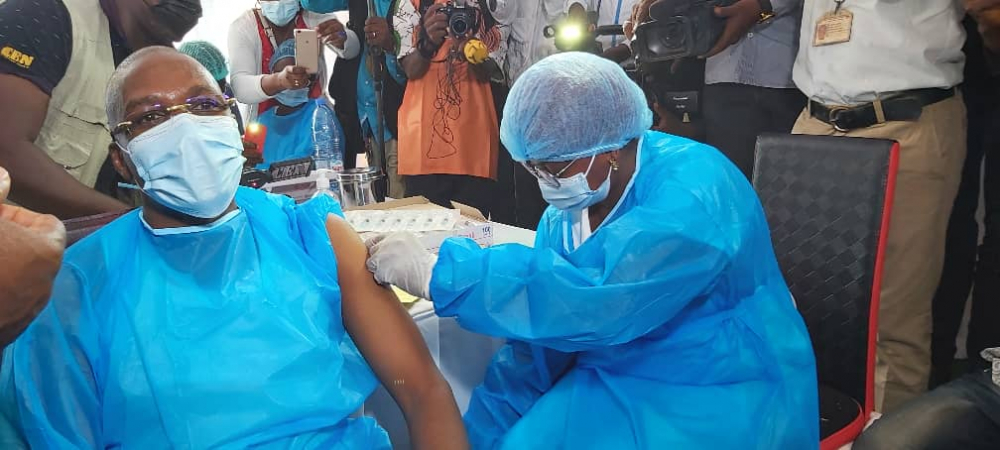 Cameroon’s Public Health Minister, Malachie Manaouda, rolls out Coronavirus vaccination campaign by publicly receiving the Chinese-made and donated jab.