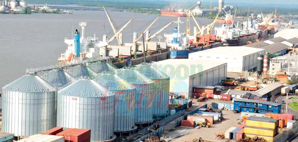L’extension du port de Douala est un impératif. L’extension du port de Douala est un impératif.