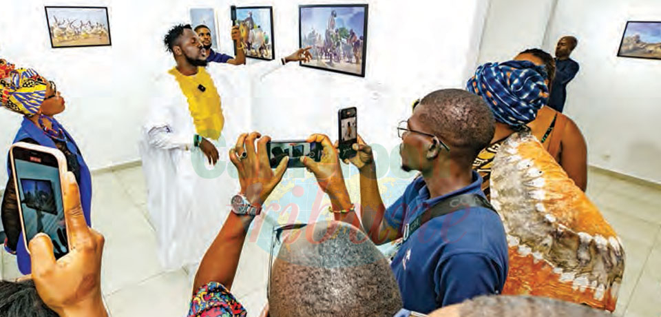 Dans « We The North : Souffles et regards », le photographe Desy Danga dépeint un autre visage du Septentrion riche en couleur et belles âmes. Voyage offert à Abali Gallery à Yaoundé. Dans « We The North : Souffles et regards », le photographe Desy Danga dépeint un autre visage du Septentrion riche en couleur et belles âmes. Voyage offert à Abali Gallery à Yaoundé.
