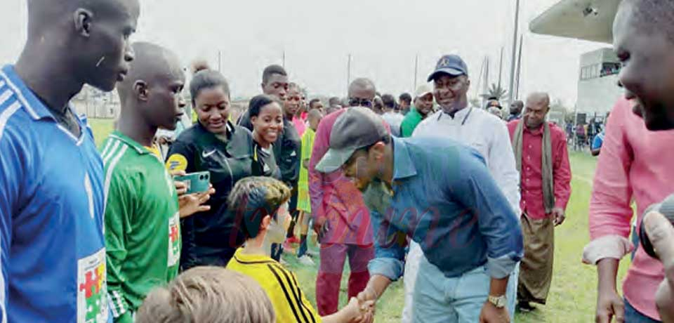 Youth Football League Kicks Off