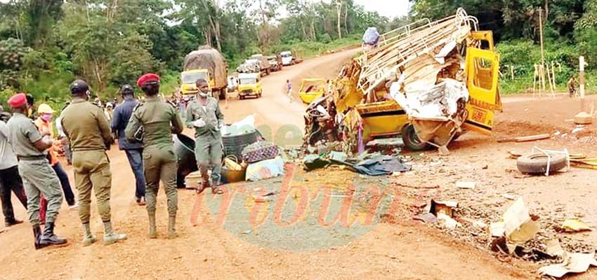 Axe Mandjou- Batouri : 7 morts dans un accident de la route Axe Mandjou- Batouri : 7 morts dans un accident de la route