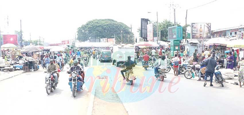 Earning a living : Ndokoti Hustle and Bustle Earning a living : Ndokoti Hustle and Bustle