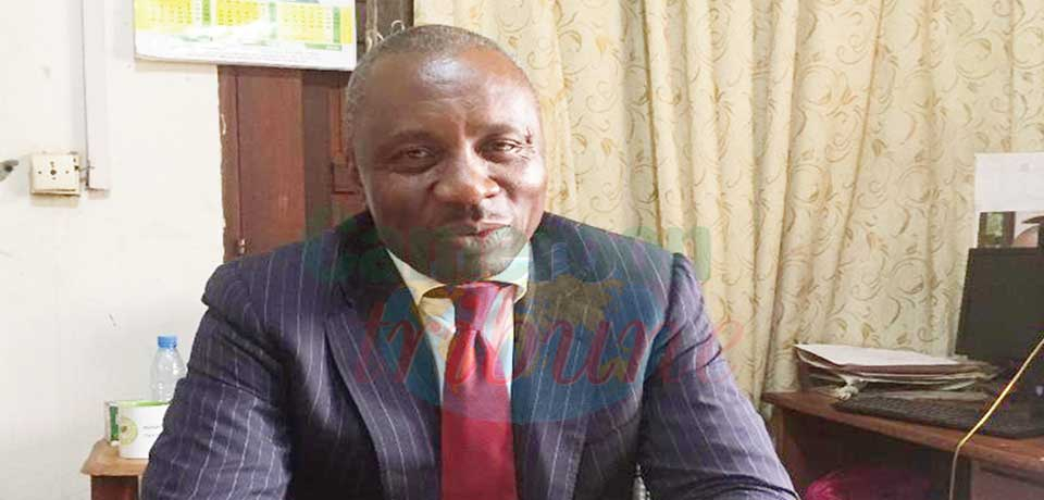 Samuel Deschamfort Nsongan, chef de division des examens à l’Office du baccalauréat du Cameroun. Samuel Deschamfort Nsongan, chef de division des examens à l’Office du baccalauréat du Cameroun.