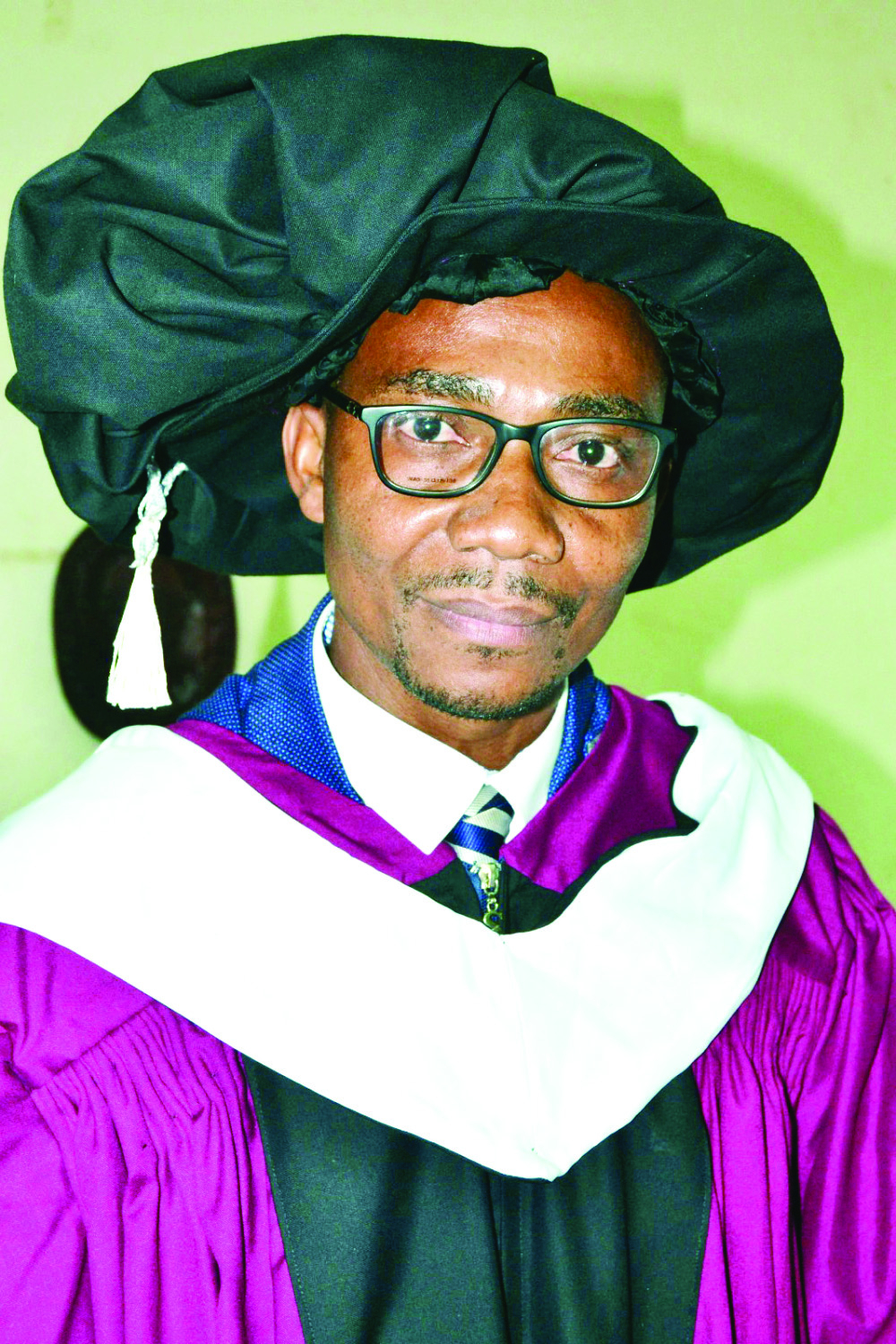 Dr Jean-Pierre Loïc Nkulu Atangana, Enseignant de science politique, Université de Bertoua