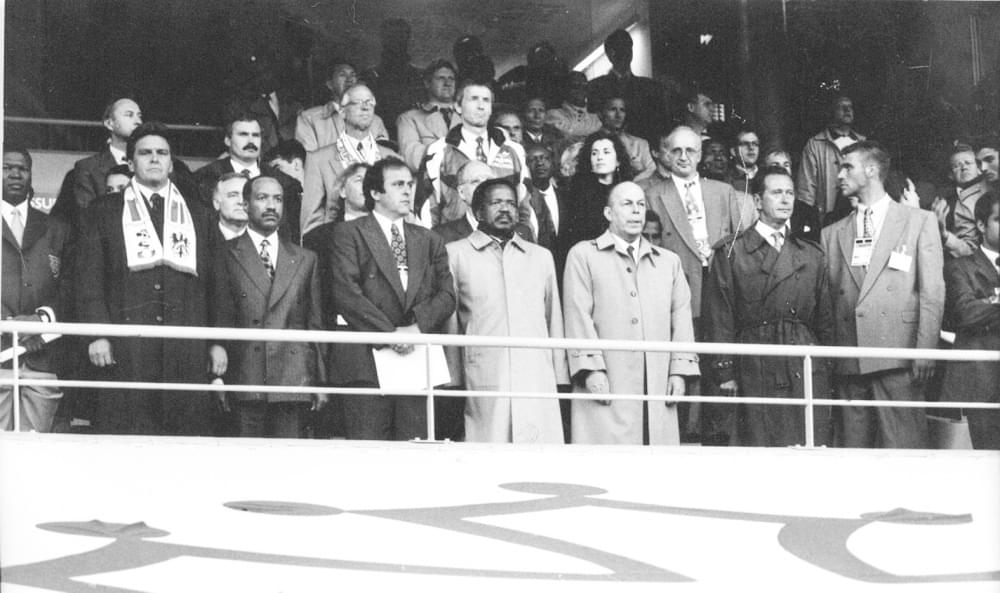 Paul Biya, premier supporter des Lions indomptables au Mondiale italien en 1990.