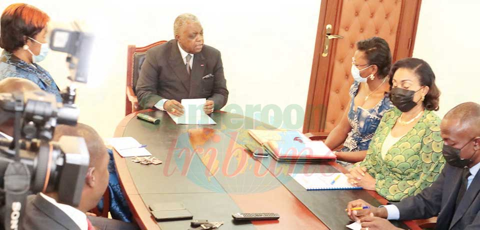 UPF-Cameroun : le nouveau bureau chez le Mincom UPF-Cameroun : le nouveau bureau chez le Mincom
