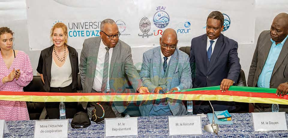Porté par l'Institut de recherche pour le développement et l'Université de Yaoundé1, le projet dénommé « Edu-Delo » a été lancé hier à la Faculté des sciences. Porté par l'Institut de recherche pour le développement et l'Université de Yaoundé1, le projet dénommé « Edu-Delo » a été lancé hier à la Faculté des sciences.