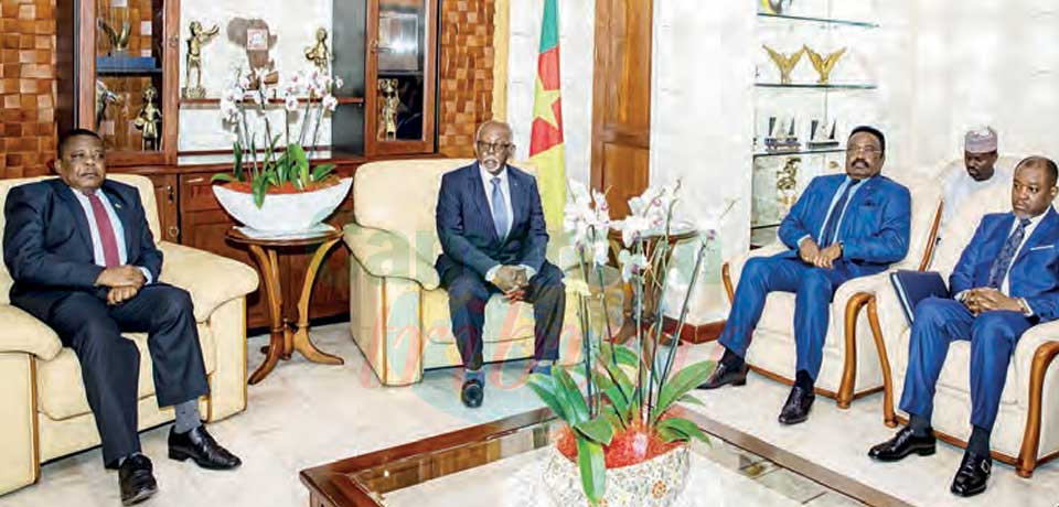 Cameroon-Zimbabwe : Ambassador Presents Diplomatic Papers