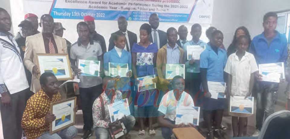 South West : 25 Students, Pupils Awarded Prizes For Academic Excellence