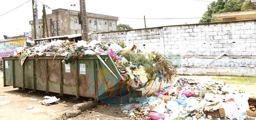 Bonabéri : les ordures ménagères s'installent