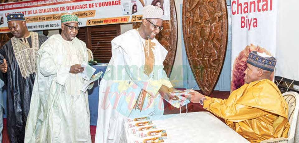 Livre: Chantal Biya en modèle Livre: Chantal Biya en modèle