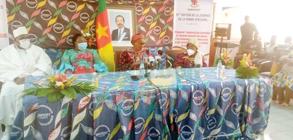Femme africaine : plaidoyer pour plus d’inclusion financière Femme africaine : plaidoyer pour plus d’inclusion financière