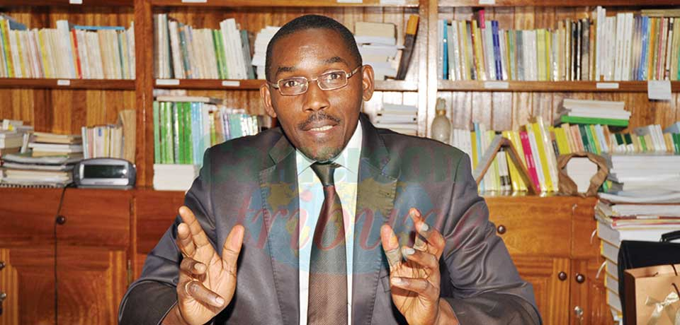 Pr. Marcelin Vounda Etoa, secrétaire permanent du Conseil national d’agrément des manuels scolaires et des matériels didactiques (Cnamsmd). Pr. Marcelin Vounda Etoa, secrétaire permanent du Conseil national d’agrément des manuels scolaires et des matériels didactiques (Cnamsmd).