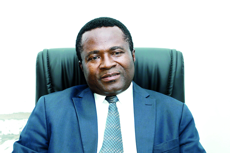 Charles Mvondo Onana, directeur administratif et financier chez Thychlof, entreprise de ramassage des ordures à Yaoundé. Charles Mvondo Onana, directeur administratif et financier chez Thychlof, entreprise de ramassage des ordures à Yaoundé.