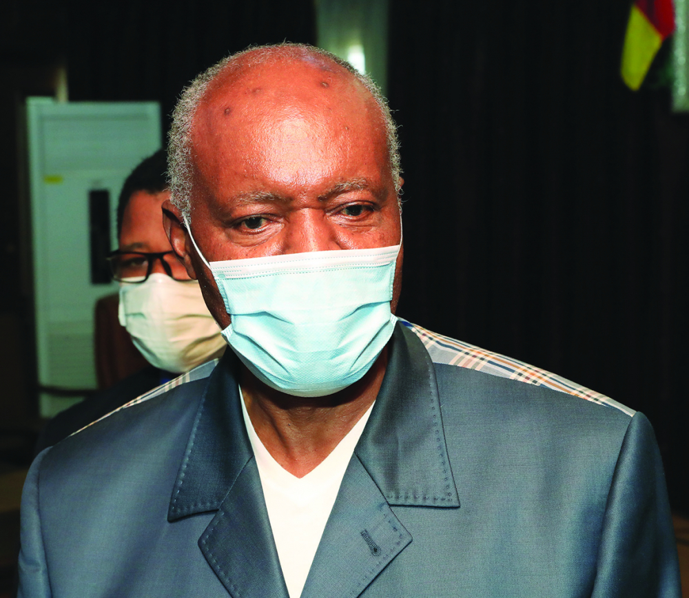 Pr Tetanye Ekoe, président de la Commission nationale de certification de la polio. Pr Tetanye Ekoe, président de la Commission nationale de certification de la polio.