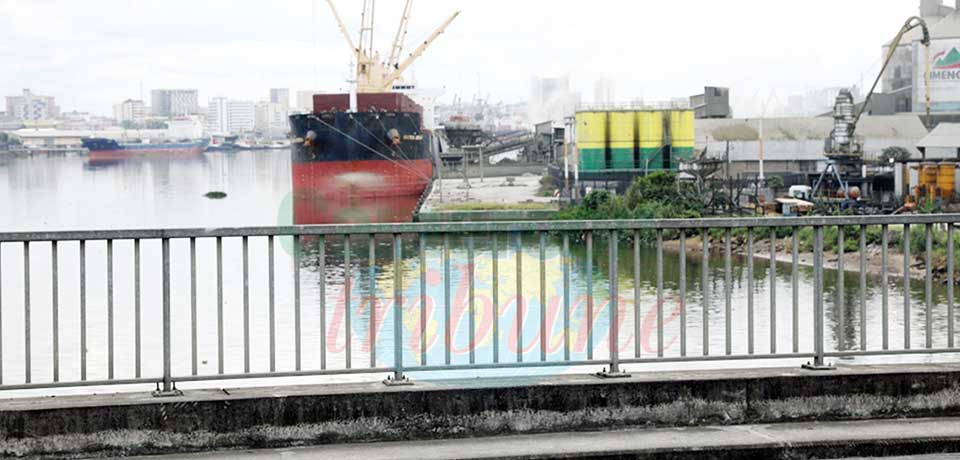 Lutte contre la pollution : le port en mode écolo...