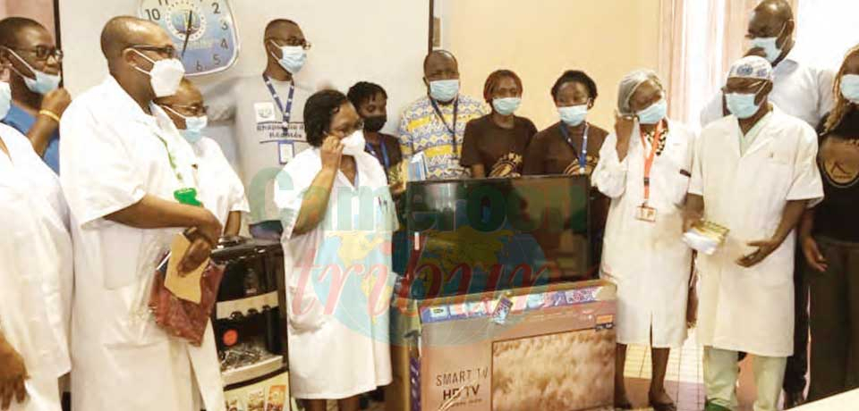 Santé : un don pour l’Hôpital général de Douala Santé : un don pour l’Hôpital général de Douala