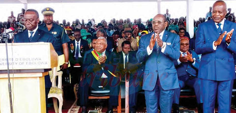 Le ministre d'Etat, ministre de l’Enseignement supérieur, le Pr. Jacques Fame Ndongo, a procédé à l’installation des deux hauts responsables, le jeudi, 4 août dernier. Le ministre d'Etat, ministre de l’Enseignement supérieur, le Pr. Jacques Fame Ndongo, a procédé à l’installation des deux hauts responsables, le jeudi, 4 août dernier.