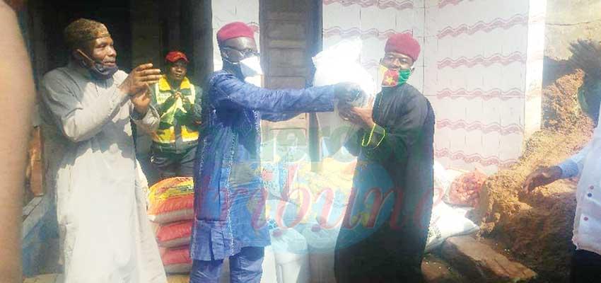 Abong-Mbang : des vivres pour la communauté musulmane Abong-Mbang : des vivres pour la communauté musulmane