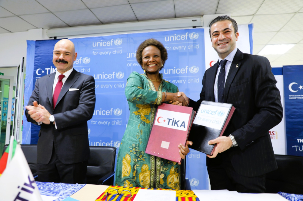 The two sides intend to “move mountains” to work on child rights and the effects of climate change.