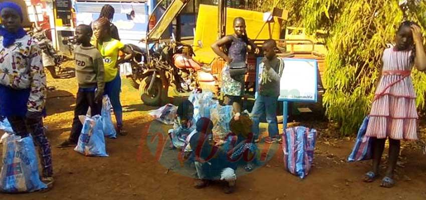 West : Bafoussam city council assist IDPs.