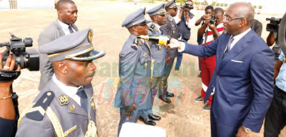 Epaulettes et galons: 18 gendarmes célébrés