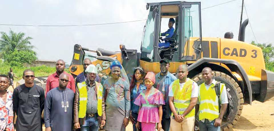 Illegal industries asked to rehabilitate roads before evacuating. Illegal industries asked to rehabilitate roads before evacuating.