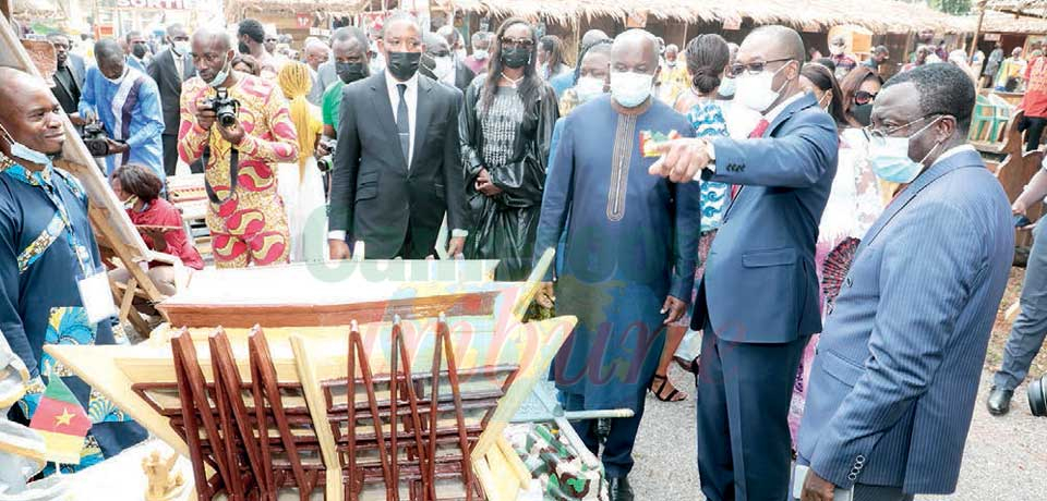 L’artisanat camerounais veut dompter le marché mondial. L’artisanat camerounais veut dompter le marché mondial.